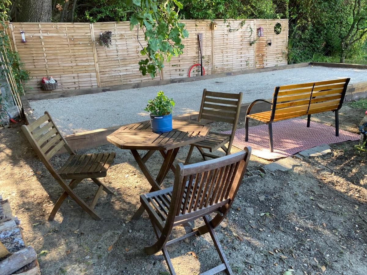 Les Hauts d'Eyragues gite Rêverie Meublé classé 4 étoiles Exterior foto